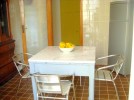 sardinien-cagliari-ferienwohnung-kuechentisch sardinien-cagliari-ferienwohnung-kuechentisch