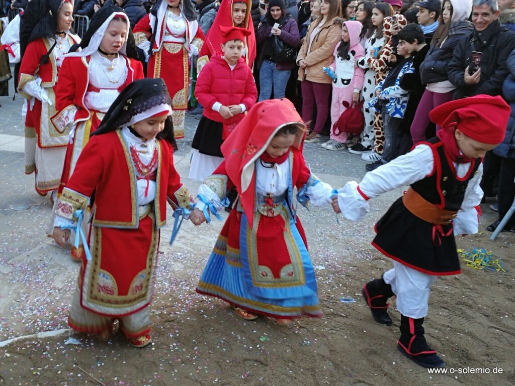 Ein Fest für große und kleine Sarden Sa Sartiglia