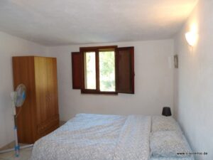Heidelbeere Wohnung, Schlafzimmer mit Doppelbett und Etagenbett