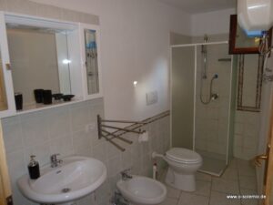 Badezimmer Wohnung Mora im EG