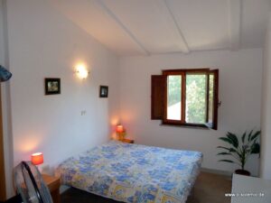 Mirte, Ferienhaus mit Garten und Pool