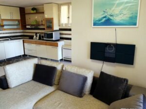 Wohnraum Vista panoramica, Kuschelsofa mit Musikanlage