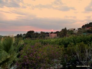 Provinz Oristano, Sa Lumenera, Blick von Carina in den Sonnenuntergang