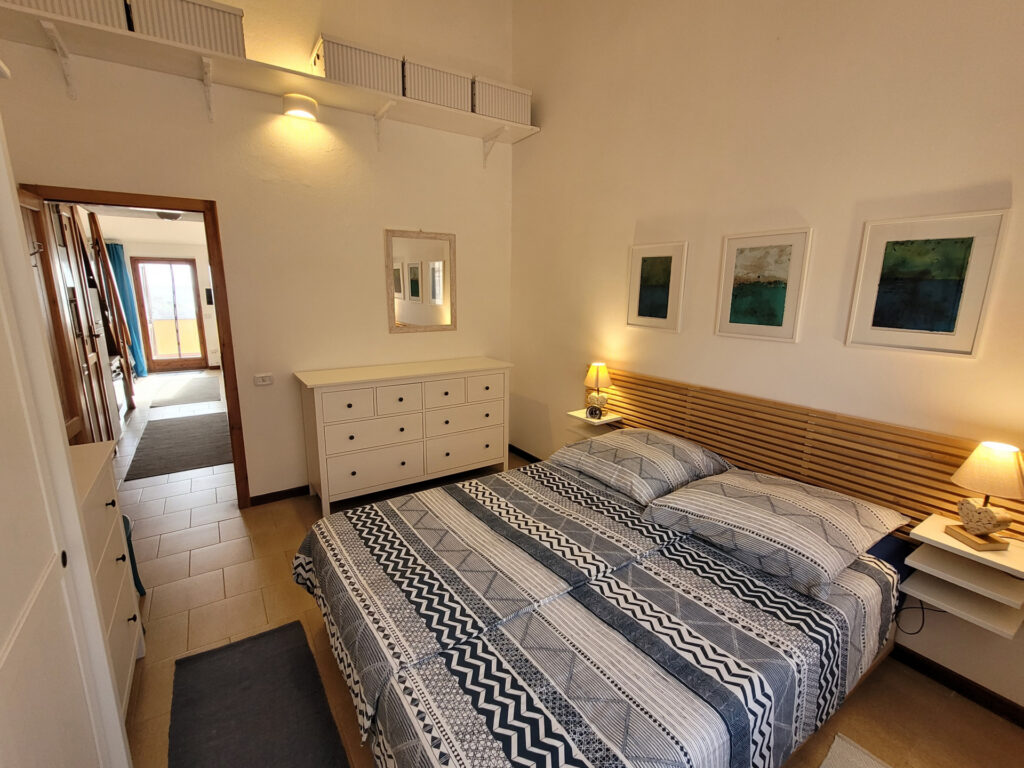Schlafzimmer mit Doppelbett Schlafzimmer mit Doppelbett