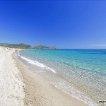 Der Strand von Geremeas due, Südküste, Sardinien