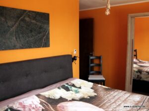 Azzurro Vista, Schlafzimmer eins, mit Blick auf den Weinberg