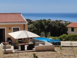 Meerblick und Pool, Azzurro Vista