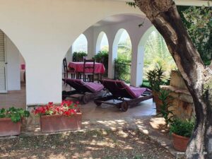 Veranda auf der oberen Ebene