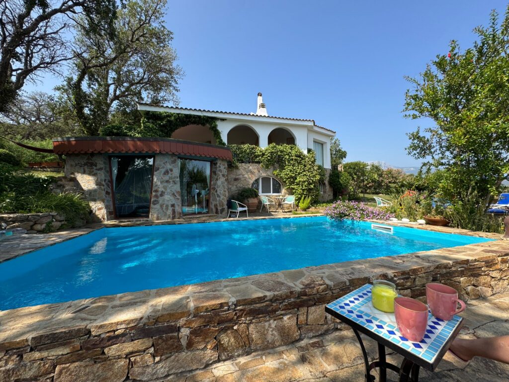 Herrlich - der Pool direkt vor dem Haus Sa Petra Ruja8.11.56 Herrlich - der Pool direkt vor dem Haus Sa Petra Ruja