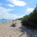 Der Strand von Tancau ist Kilometerlang