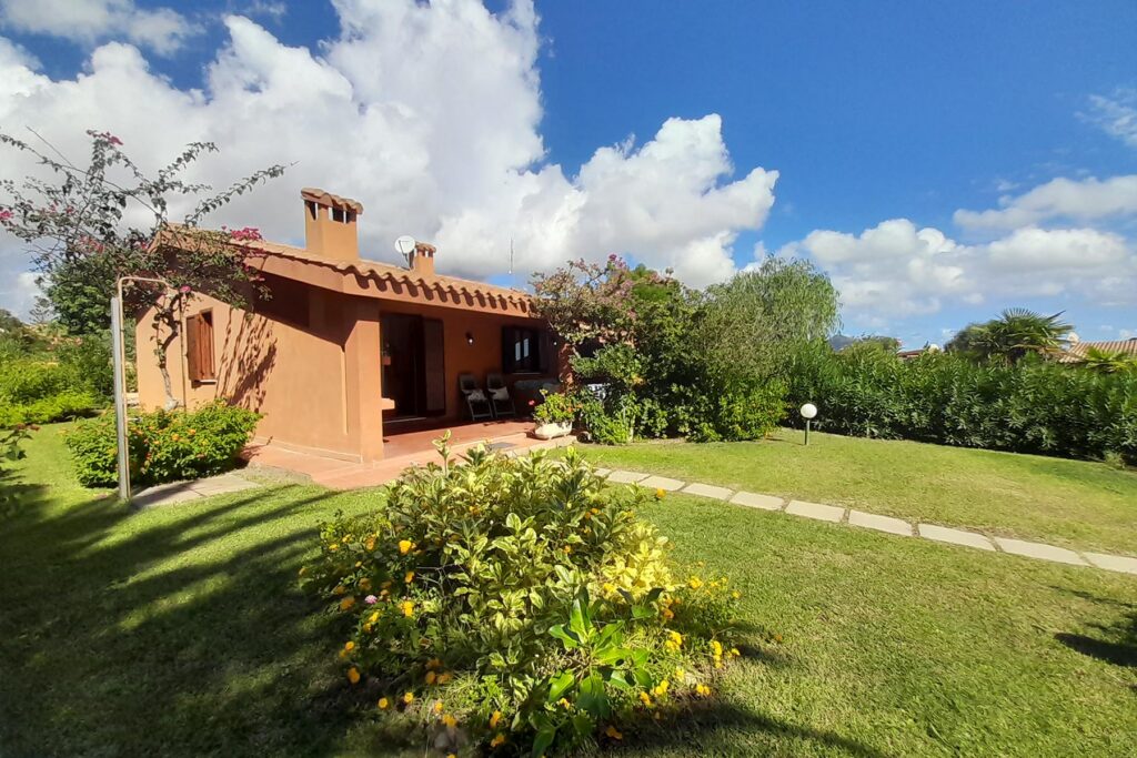 Blick-auf-das-Ferienhaus-Vivi-Costa-Rei Blick-auf-das-Ferienhaus-Vivi-Costa-Rei