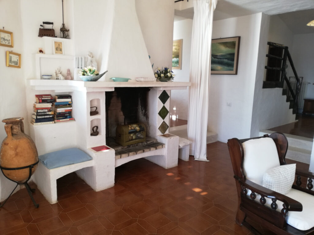 der Kamin im Wohnzimmer der Kamin im Wohnzimmer