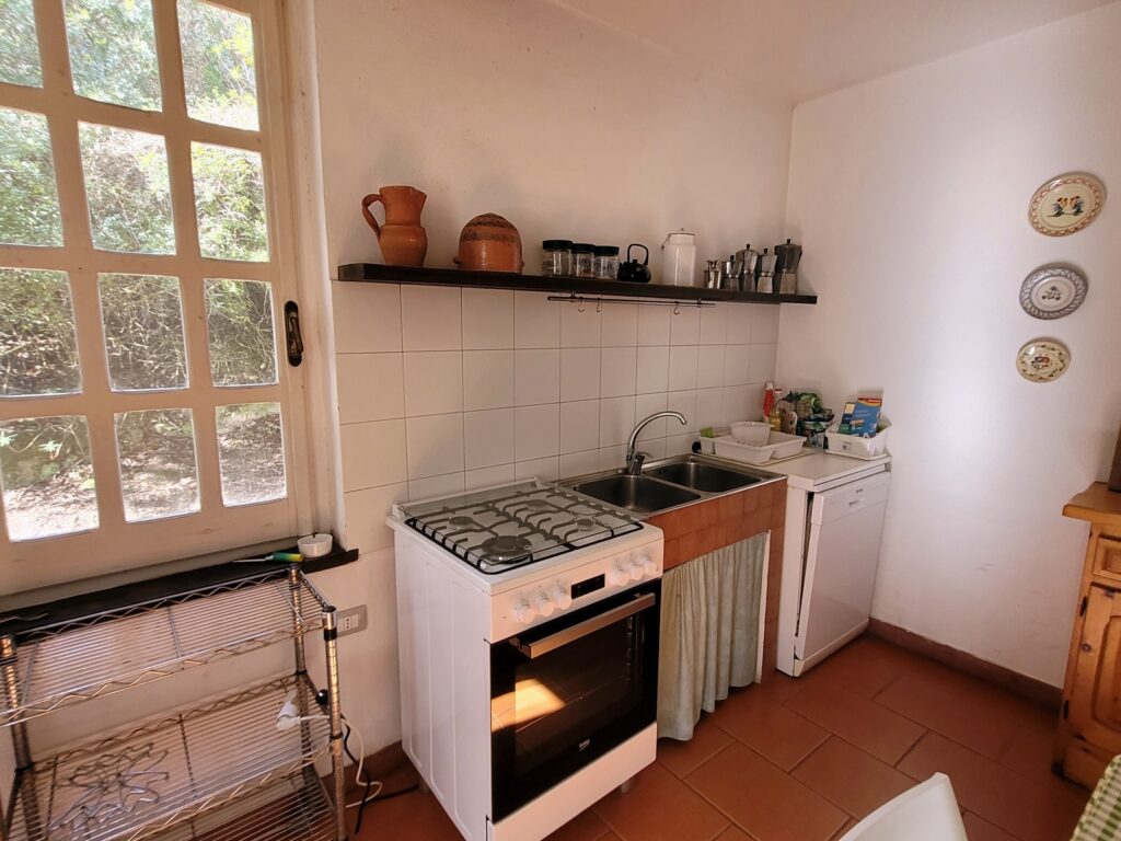 Küchenzeile-Villa Magico-011 Küchenzeile
