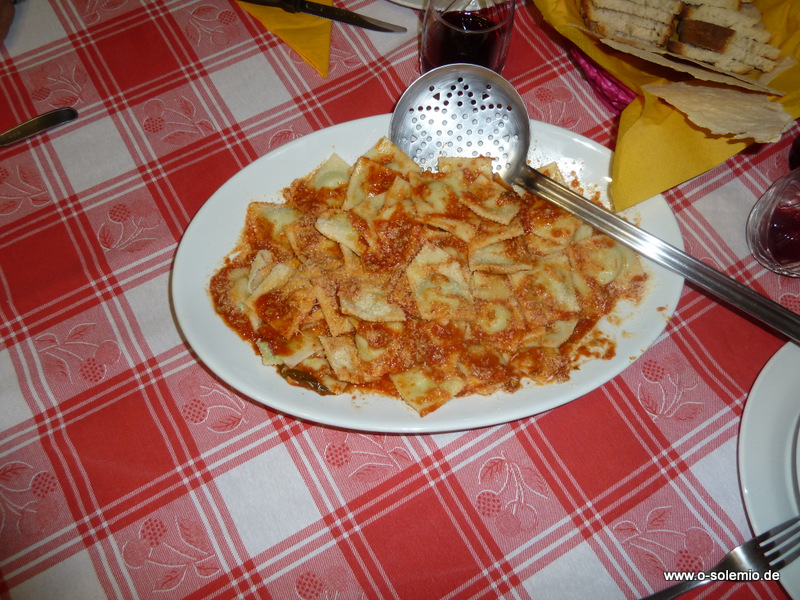 ravioli in tomatnesauce hirtenessen