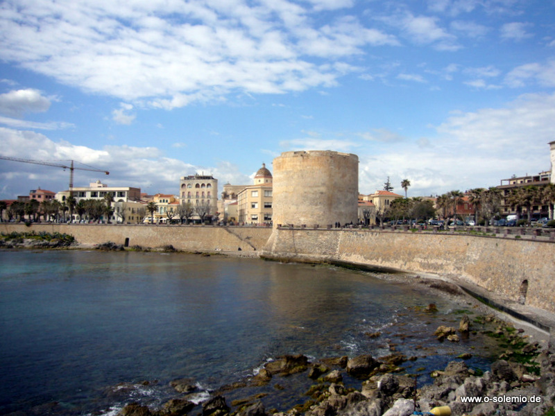 Alghero, Torre De l'Espero Reial, oder Torre Sulis am Piazza Sulis Alghero, Torre De l'Espero Reial, oder Torre Sulis am Piazza Sulis