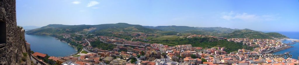 ein einfaches, köstliches Essen, das echte Cena Sarda castelsardo, pano
