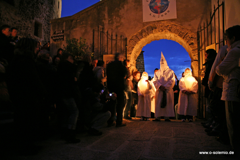 La settimana santa in Castelsardo La settimana santa in Castelsardo